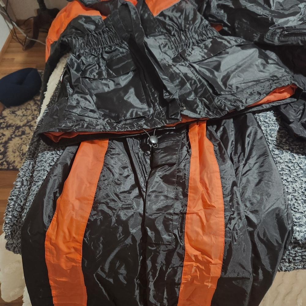 Motorcycle rain gear